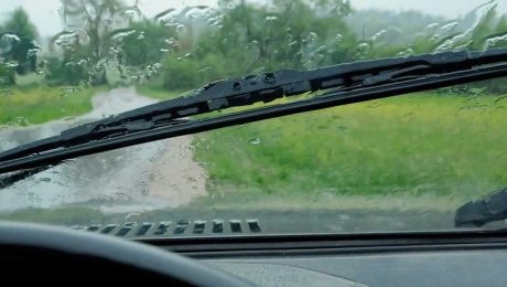 CR BG Wiper Blade Hero 08 16